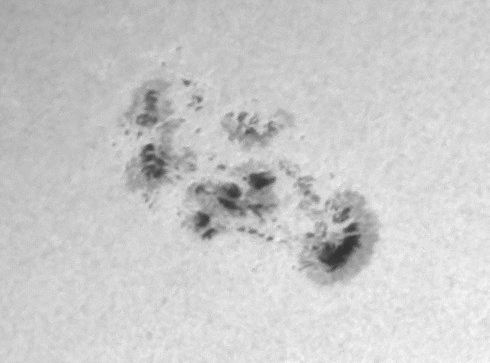 sonnenfleck-ani-010226-1050-1150.GIF