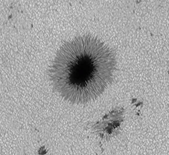 sonnenfleck-ani-230524-mitte-4std.GIF