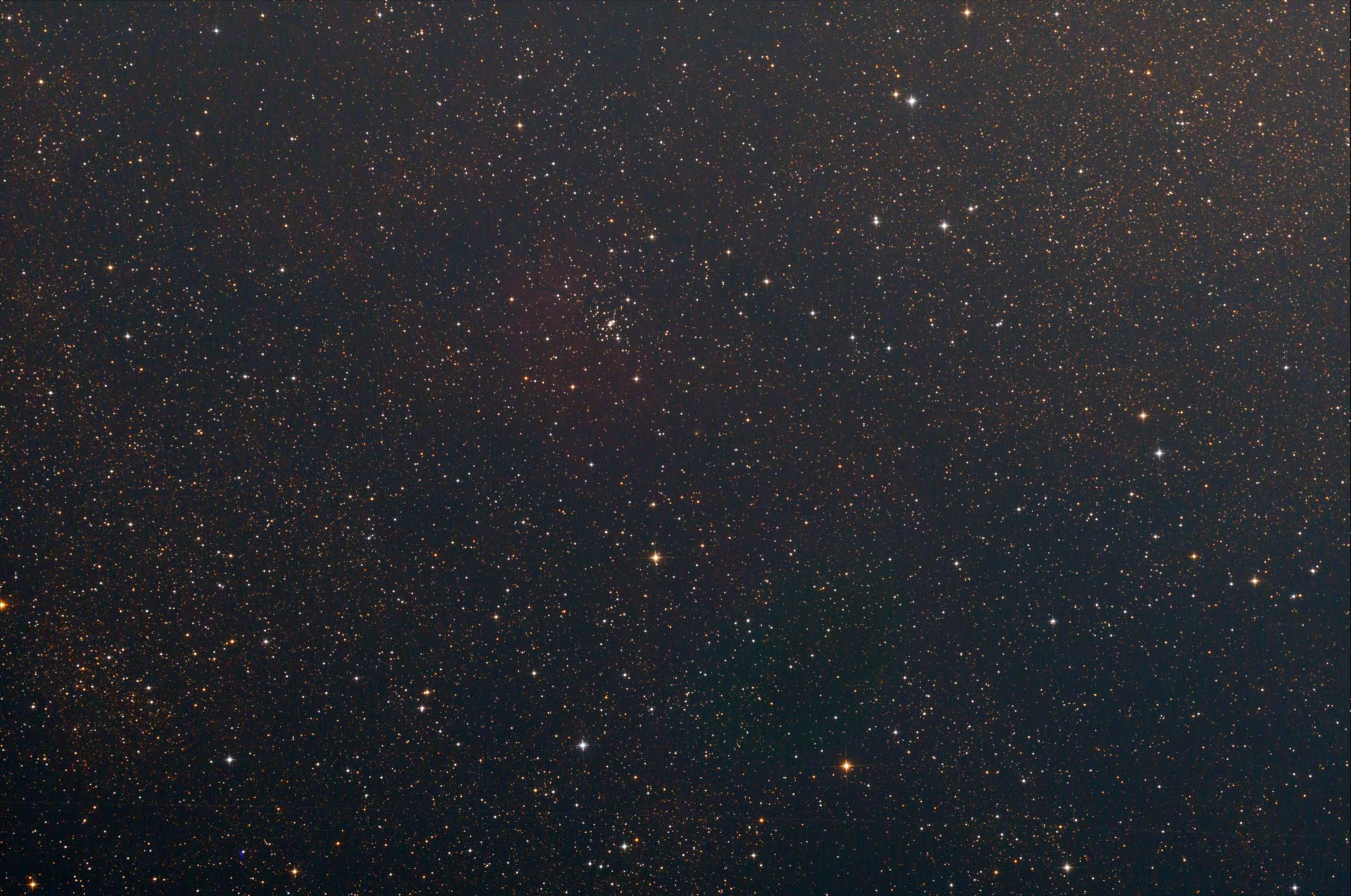 Stack_400frames_2000s_WithDisplayStretch.jpg
