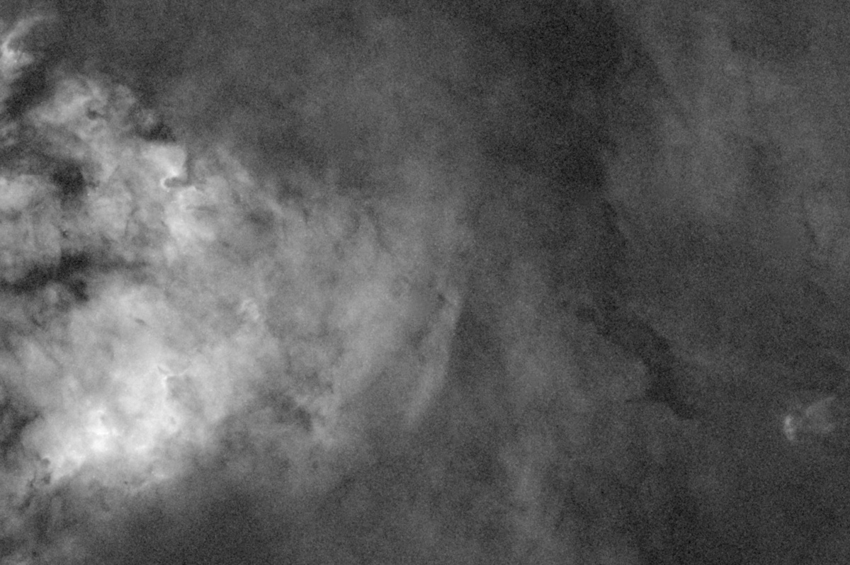 starnet_r_ha_join_on_rgb_stacked_crop.jpg