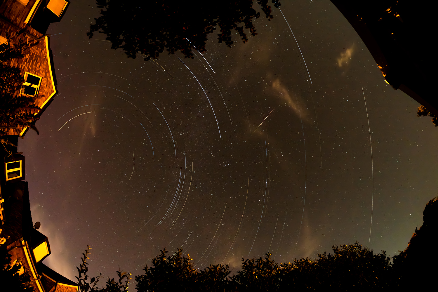 Startrails02k.jpg