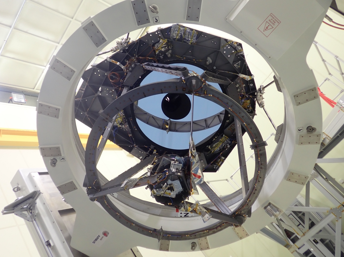 telescope_in_robot.png