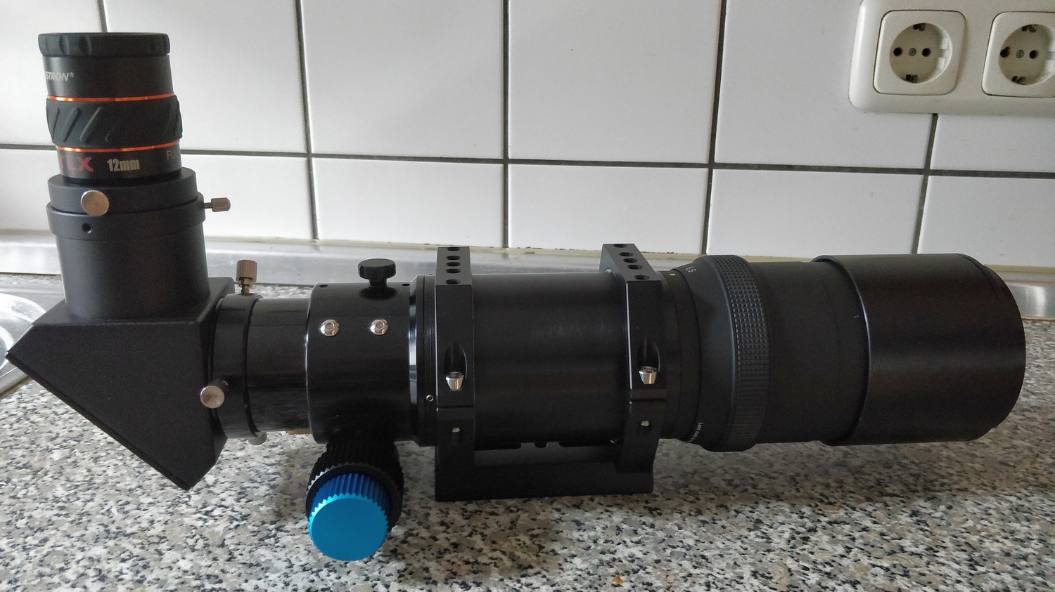 Teleskop_mit_Schellen.jpg