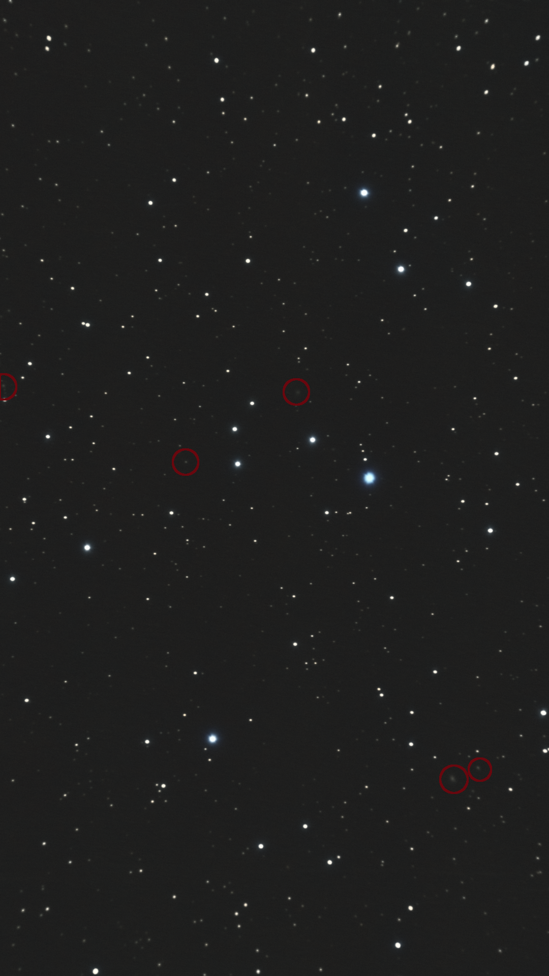 test_sucher_60x60_GraXpert_entr_70_galaxien.png