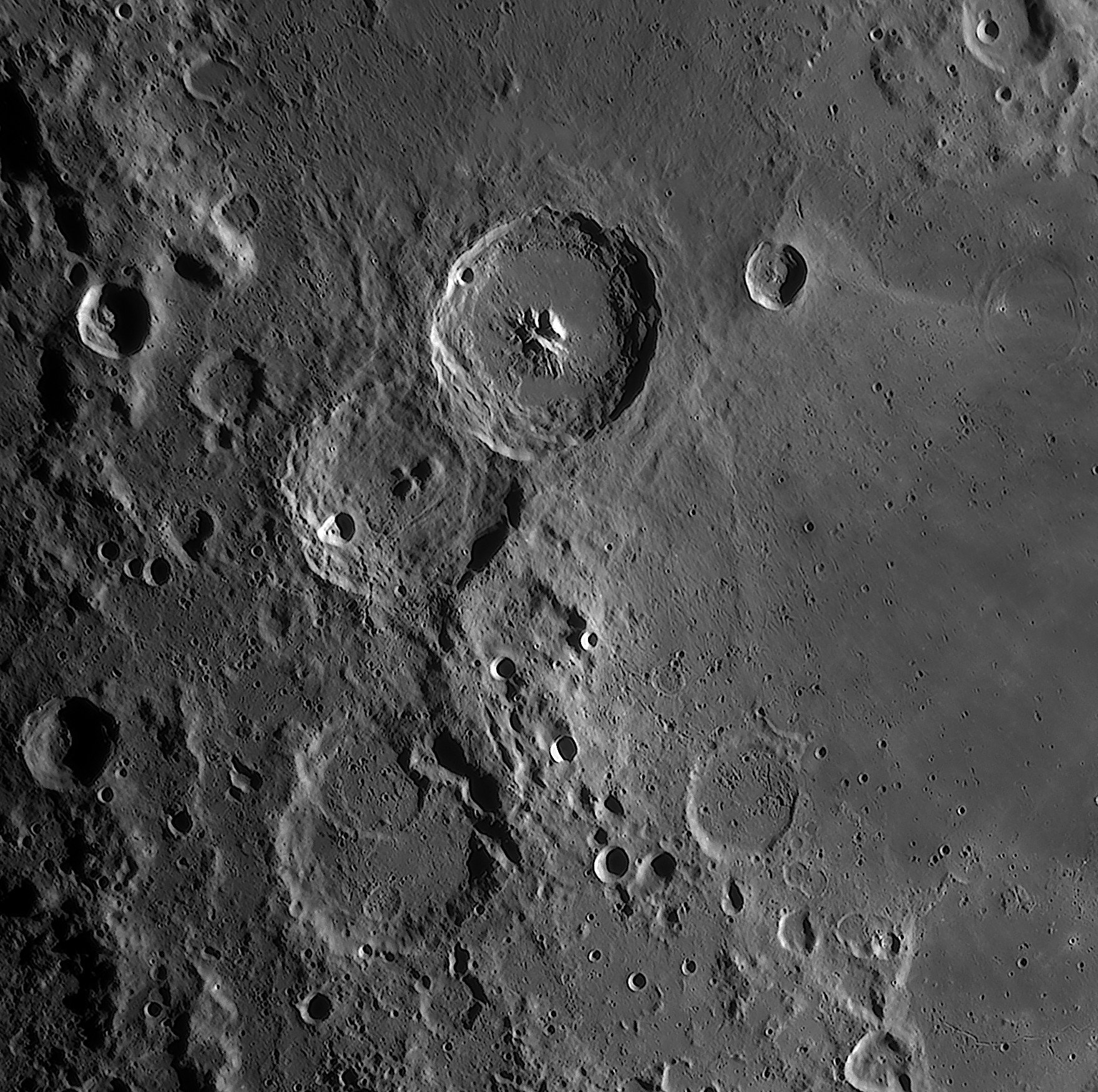 theophilus_040425_211906c.jpg