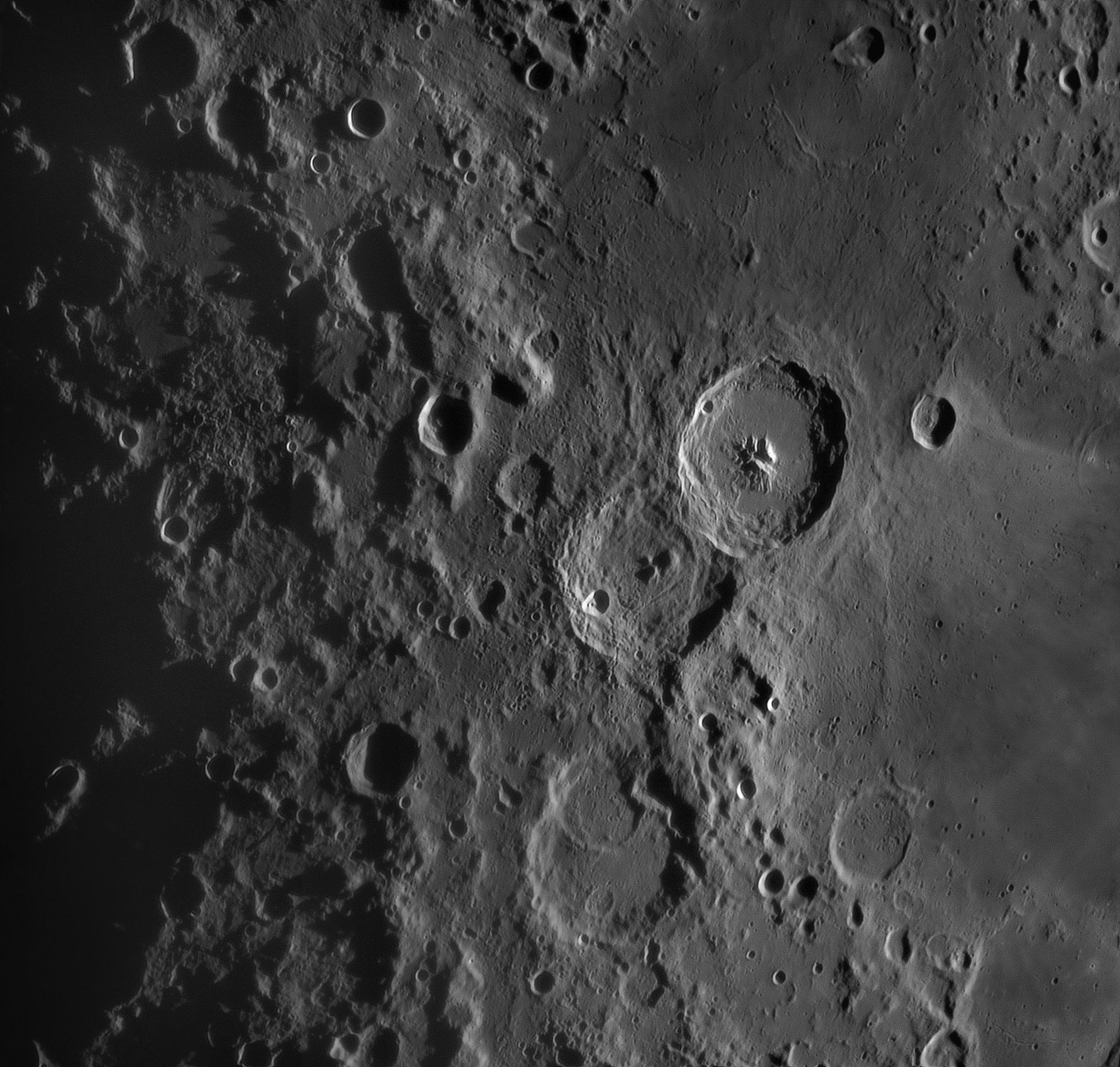 theophilus_240623_205443mosaikneuc.jpg