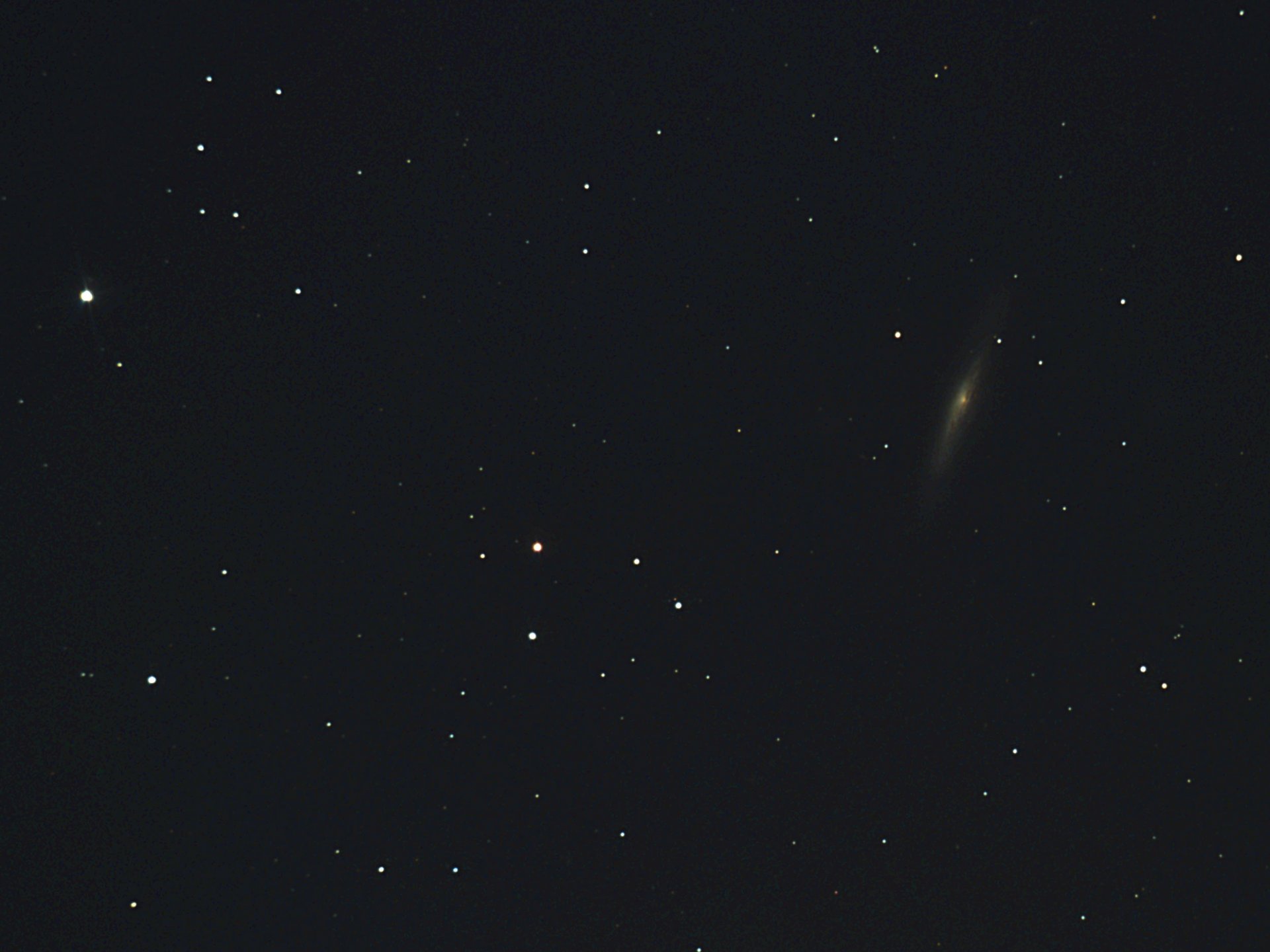 UFO-Glaxie-Stack_Ausschnitt_162frames_836s_WithDisplayStretch.jpg