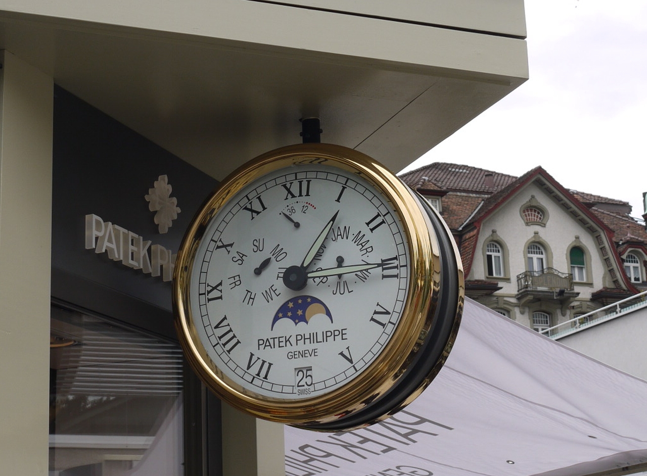 Uhr_Interlaken.jpg