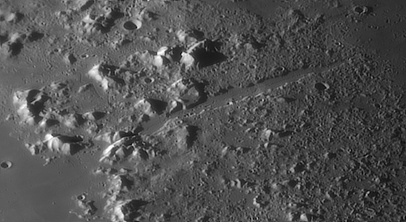 vallis-alpes_060923_072803p150c.jpg