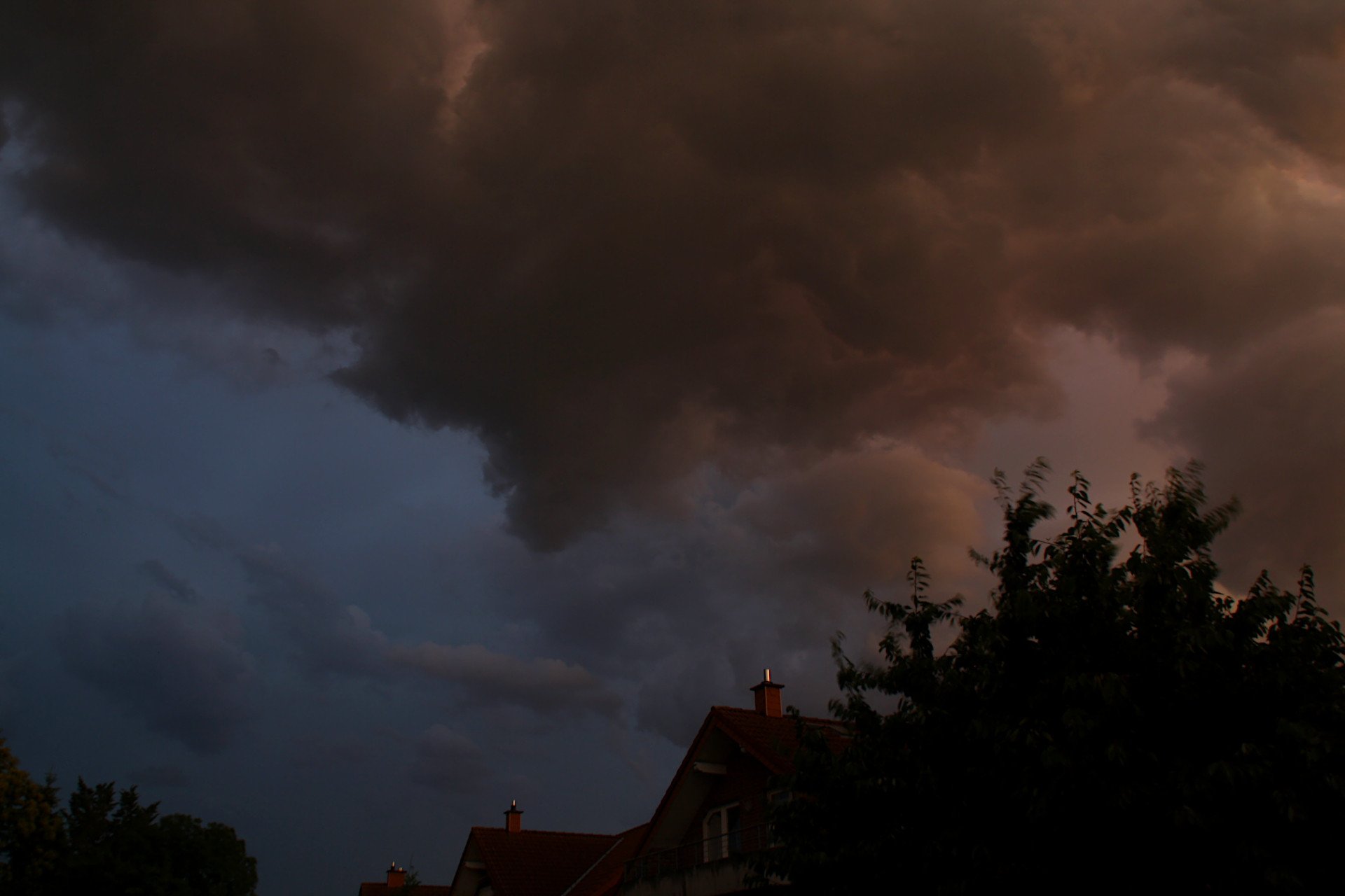 Wolken_8743-190626-1920pxc.JPG