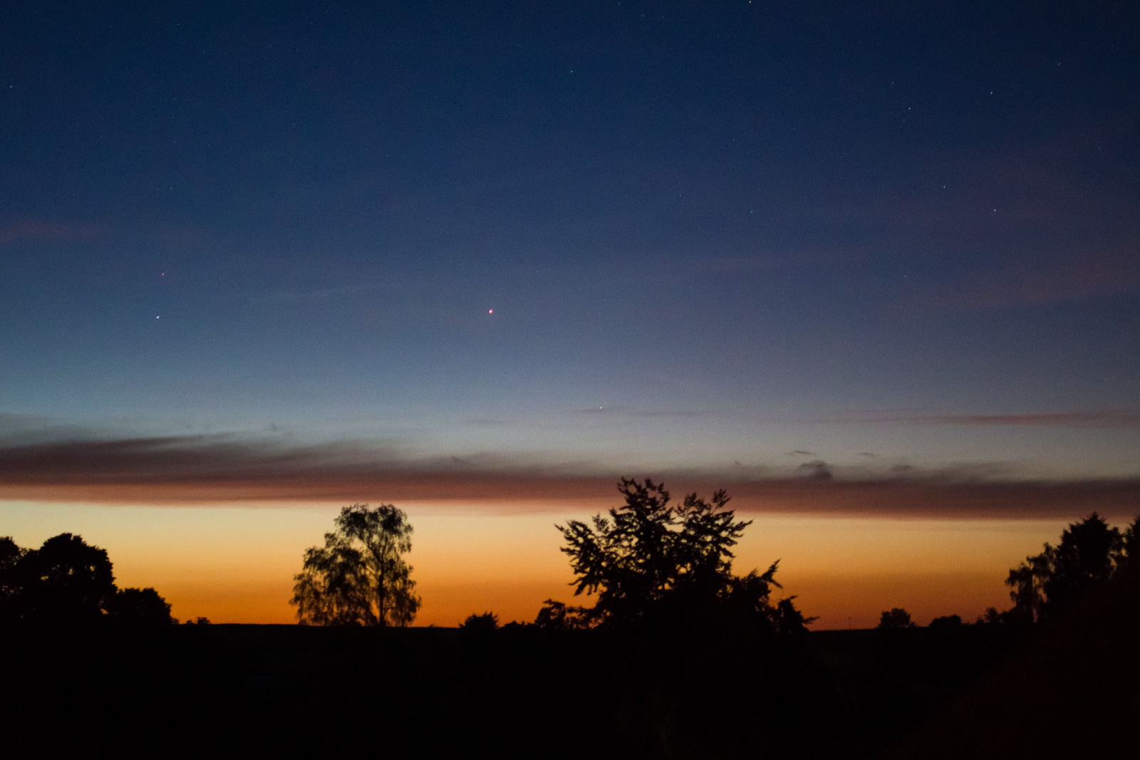 Wolkenstreifen_220628.JPG