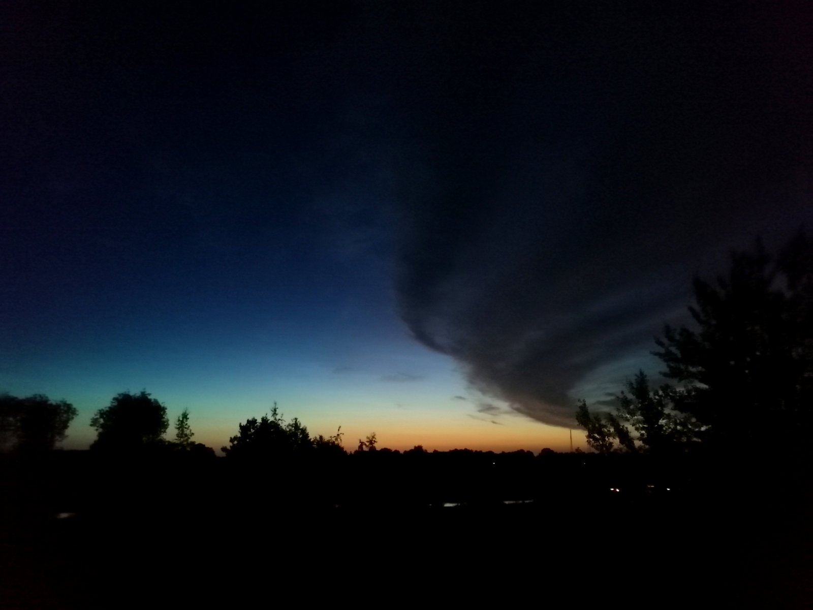 WOLKENWIRBEL.jpg