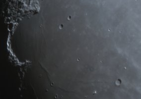 Mond-Goldener-Henkel.jpg
