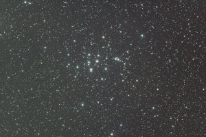 masterLight-BINNING_1-FILTER_NoFilter-EXPTIME_240.jpg