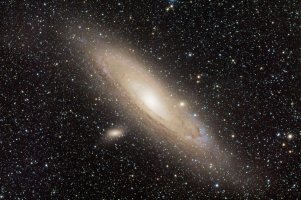 M31_RGB_Ha_final2-wa.jpg M31_RGB_Ha_final2-wa.jpg
