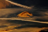 unterbrochener KS mit irisierender Wolke bei SU.JPG