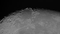 Mond-handy-1-10-17-gross.jpg