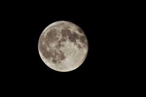 ein Abend nach Vollmond.jpg