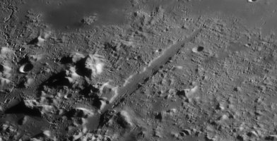 2022-05-09-1915_8-RAH-R-Moon_lapl5_ap1988_reg_opt.jpg