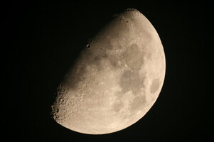 Mond.JPG