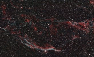 NGC6960_Cirrusnebel_61x120s_komplett_GraXpert_Gimp_klein.jpg NGC6960_Cirrusnebel_61x120s_komplett_GraXpert_Gimp_klein.jpg