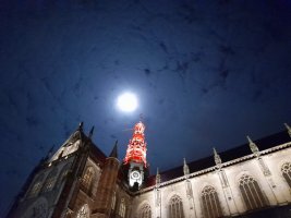 Volle Maan en Mars Haarlem 7 december 2022.jpg Volle Maan en Mars Haarlem 7 december 2022.jpg