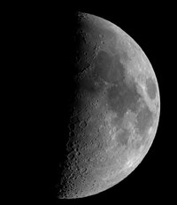 halfmoon_2.jpg