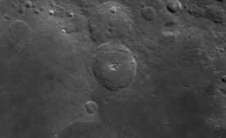 Moon 14.jpg