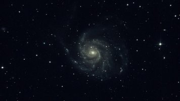 M101_45frames_1372s_Gain300_GraXpert_export (1).jpg
