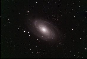 M81 C8 ASI294_30frames_600s_resized.jpg