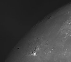 Bild_2_Mons_Rümker_Vallis_Schröteri.jpg