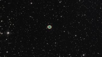 M57_Ring_Nebel_300s_Gain100_export.jpg M57_Ring_Nebel_300s_Gain100_export.jpg