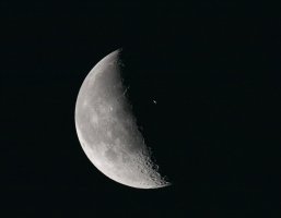 moon_iss_1.jpeg