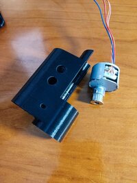 AF-Gehäuse und modifizierter Schrittmotor.jpg