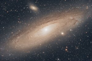 Messier 31 RGB.jpg