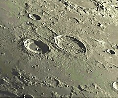 2025-03-04-1929_6-L-Gain=356_ZWO ASI662MC_Moon_Exposure=7_2(1)(2).jpg