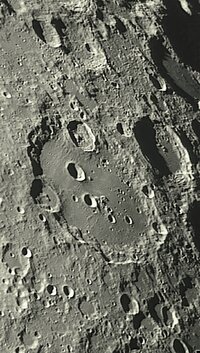 2025-03-09-1859_0-L-Gain=336_ZWO ASI662MC_Moon_Exposure=19(1)(2).jpg
