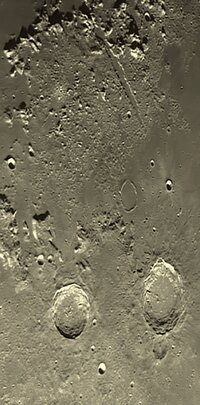 2025-04-06-2027_8-L-Gain=343_ZWO ASI662MC_Moon_Exposure=21_2(1).jpg