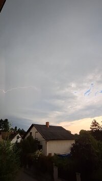 VideoCapture_20250601-195606.jpg