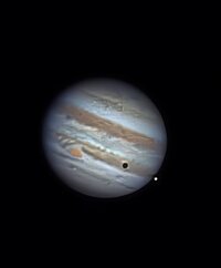 jupiter met maantjes en schaduw bewerkt(2)(1).jpg