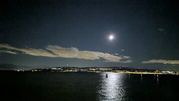 PXL_20251028_180626618.NIGHT.jpg