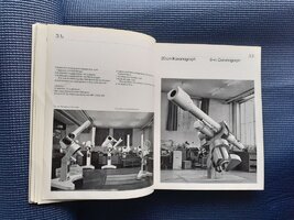 Zeiss catalogue 07.jpg