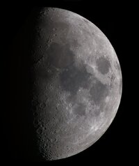 Moon_220626_221525_RGB_400mmc.jpg