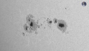 2026_06_27_115_2012mm_SolarContinuum_QHY533M_AR4478_mit_Erde.jpg