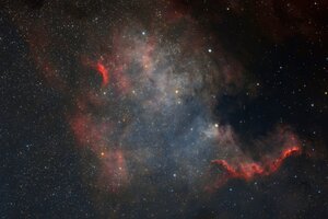 NGC_7000_v. Klaus Pixinsight Test.jpg