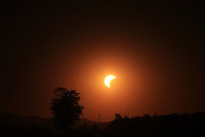Eclipse-3-120826.JPG