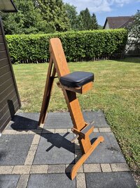 Stuhl1.jpeg