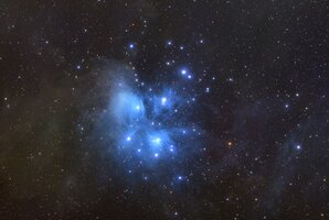 Messier 45 die Plejaden-BXT Alt.jpg