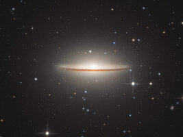M104-2-de-small.jpg