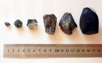 Chelyabinsk_meteor_parts.jpg